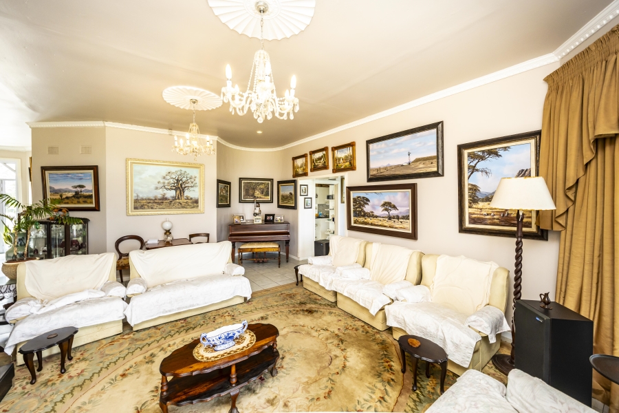 5 Bedroom Property for Sale in Gonubie Eastern Cape